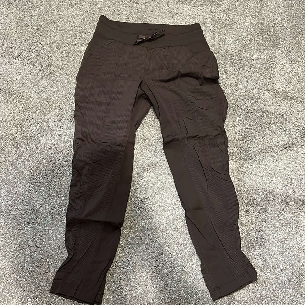 Lululemon dance studio joggers brown size 6